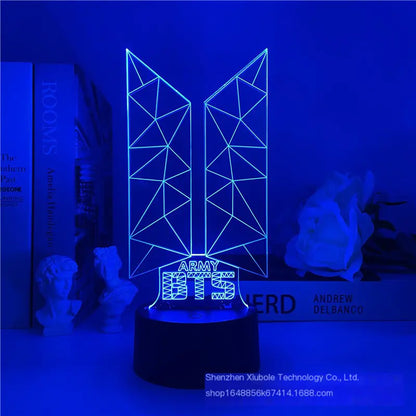 Lámpara Nocturna LED 3D Colorida BTS con Control Remoto USB